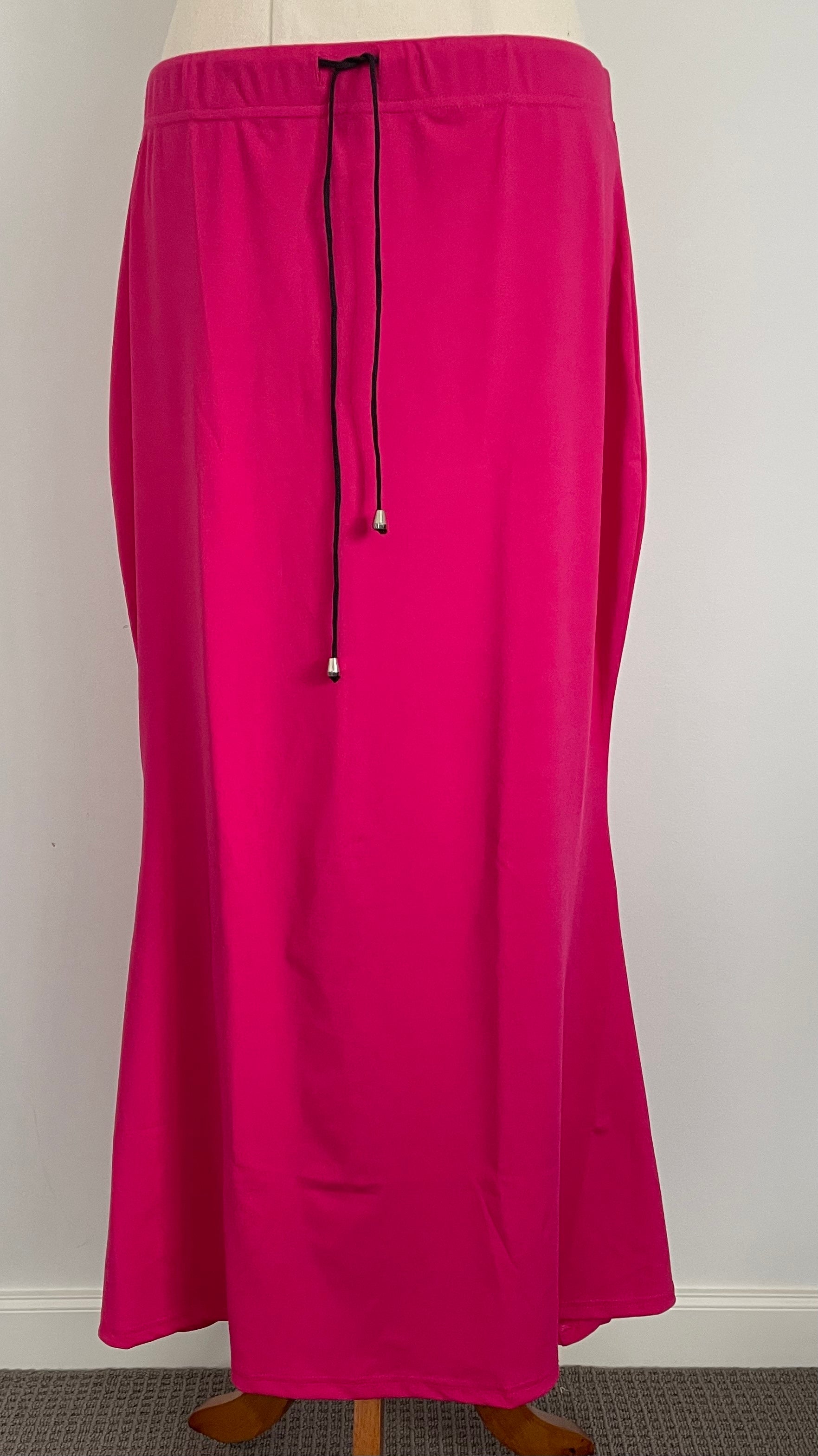 WOMEN'S SAREE SHAPEWEAR Stretchable Skirt Petticoat Lehanga Fabric