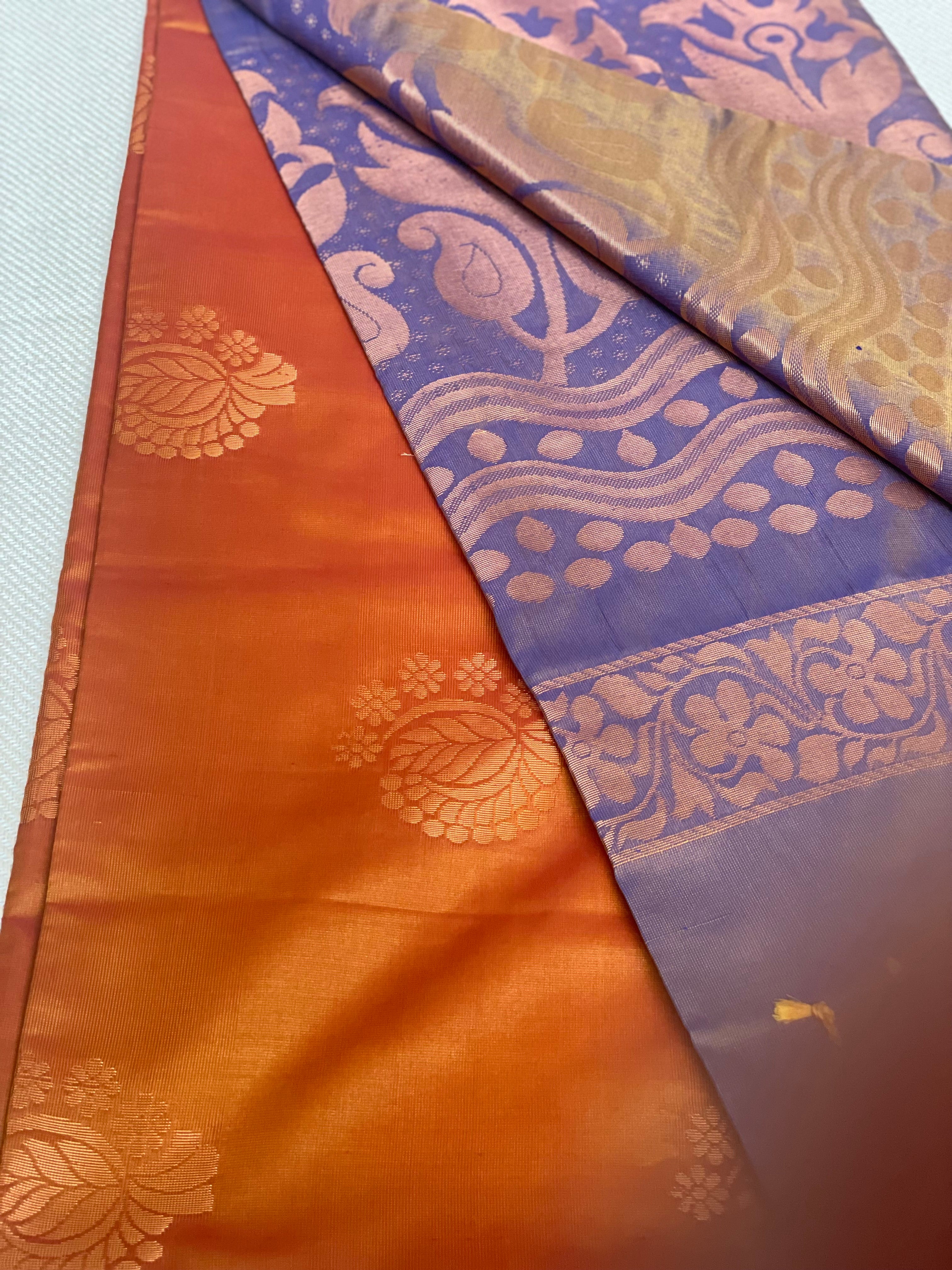 fcity.in - Saree Silk Saree Lichi Soft Silk Jacquard Woven Saree Tassel