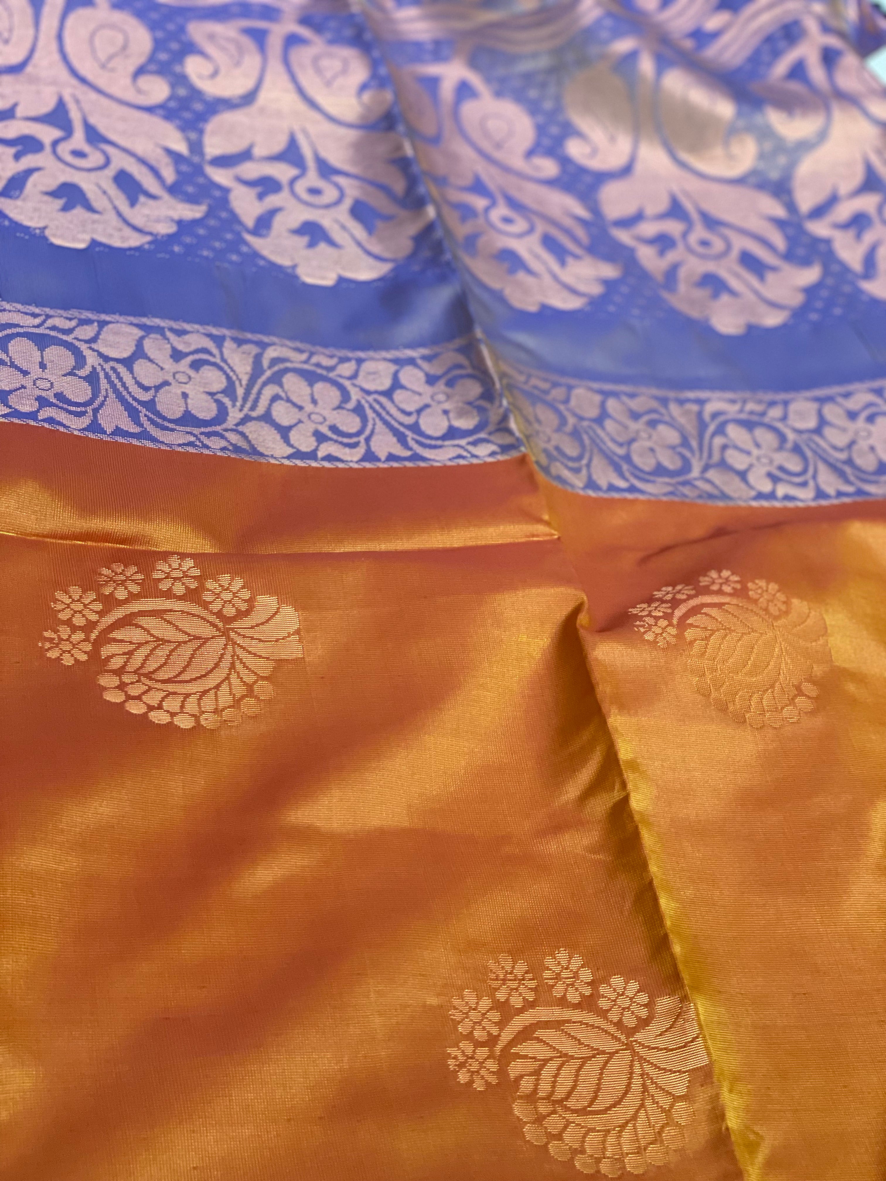 Buy DHARITRI SAREE Woven Kanjivaram Pure Silk Purple Sarees Online @ Best  Price In India | Flipkart.com