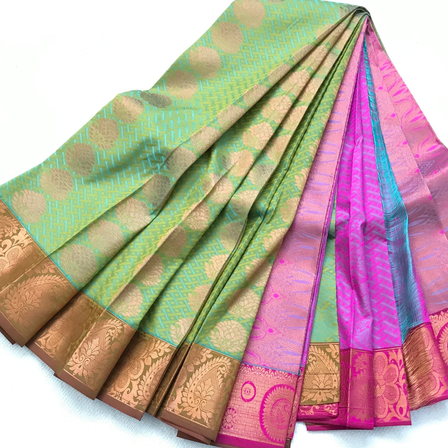 Green Handwoven Soft Silk Saree